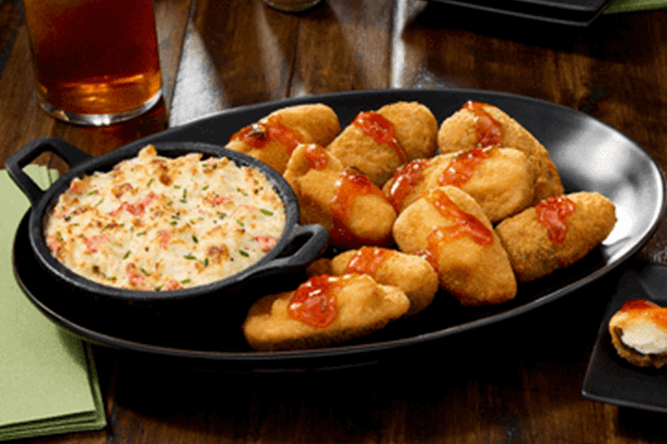 Crab Rangoon Poppers