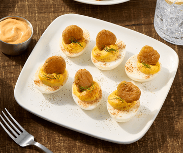 Œufs à la diable aux cornichons à l’aneth